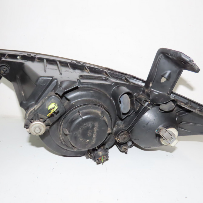 Phare droit occasion  Ssangyong ACTYON I 200 xdi 4wd (2006)   8310231303  2