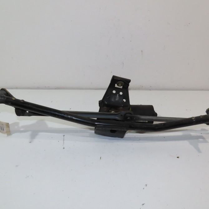 Moteur essuie-glace avant occasion  Audi 80 B4 A trois volumes (8C2) 2.3 e (1991-1994)   8G1955113  1