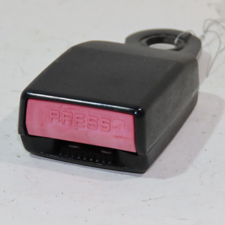 Ancrage ceinture arrière droit occasion  Peugeot 207 CC (WD_) 1.6 hdi (2007-2015)   8976E0 