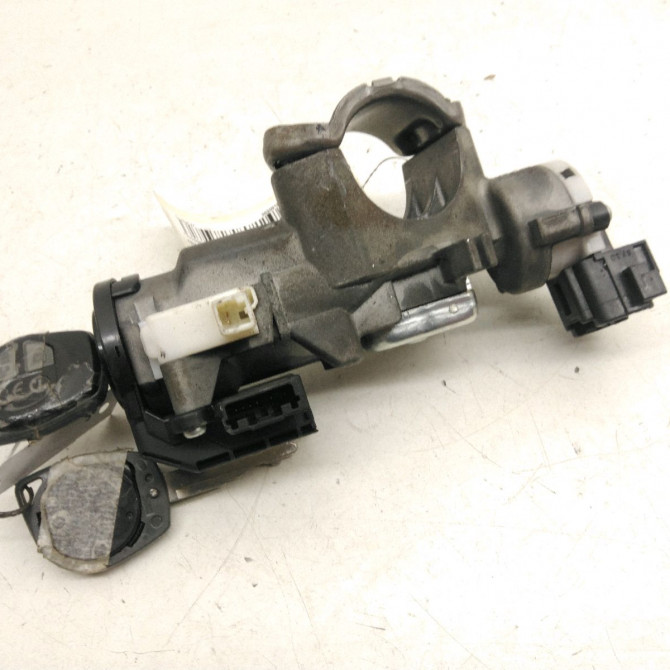 Antivol de direction occasion  Suzuki SWIFT IV (FZ, NZ) 1.2 (azh 412) (2010)   3710168L00  1