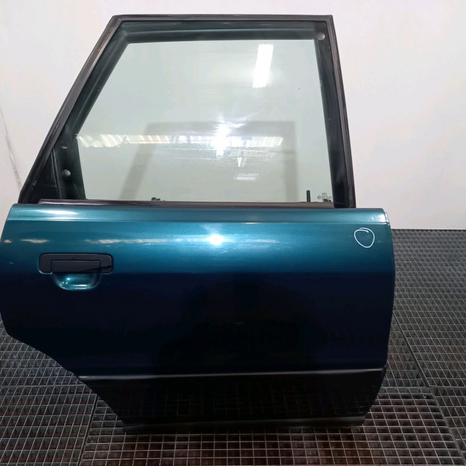 Porte arrière droite occasion  Audi 80 B4 Avant (8C5) 1.9 tdi (1992-1996)   8A0833052  1