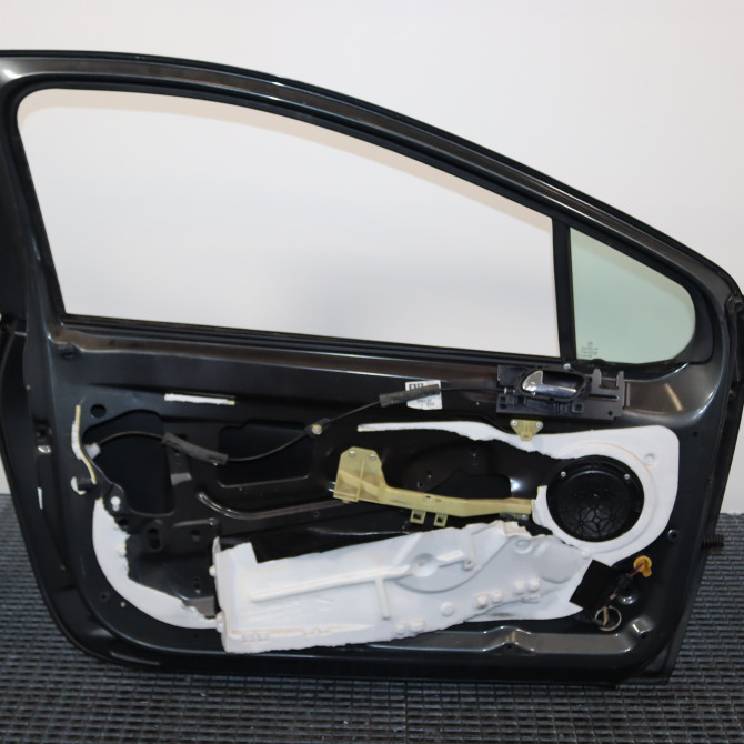 Porte avant gauche occasion  Peugeot 308 I (4A_, 4C_) 1.6 hdi (2007-2014) 5 portes   9002Z2  2