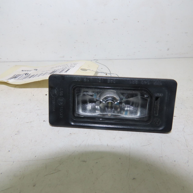 Eclaireur plaque de police g occasion  Seat ATECA (KH7, KHP) 2.0 tdi (2016)   5NA943021  1