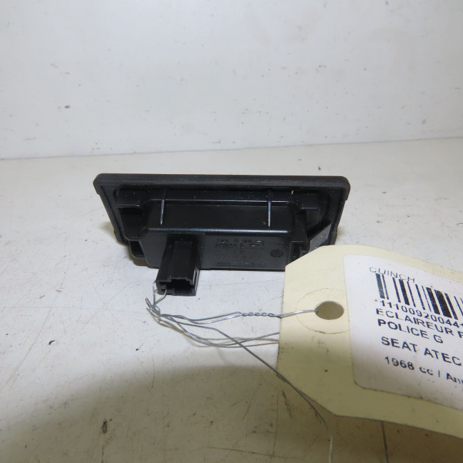 Eclaireur plaque de police g occasion  Seat ATECA (KH7, KHP) 2.0 tdi (2016)   5NA943021  2