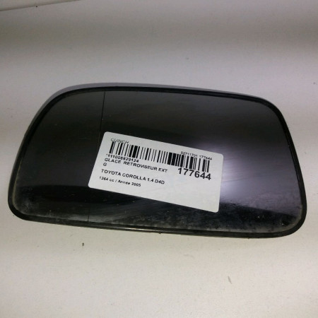 Glace  retroviseur exterieur gauche occasion  Toyota COROLLA (_E12_) 1.4 d (nde120_) (2004-2007) 5 portes   8790902600 