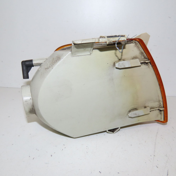 Clignotant gauche occasion  VOLKSWAGEN POLO III Phase 1 10-1994->11-1999 1.9 D   6N0953041E  3