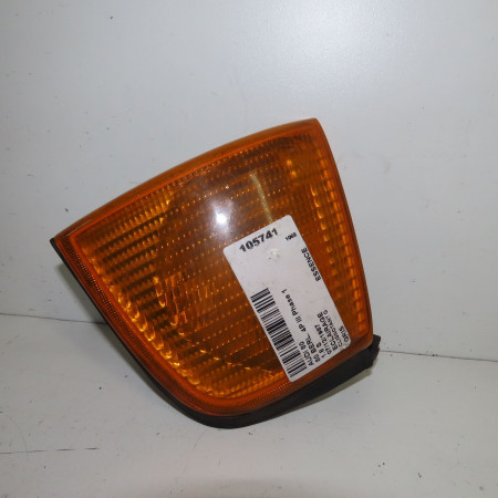Clignotant gauche occasion  AUDI 80 III Phase 1 10-1986->11-1991 1.8i   893953049 