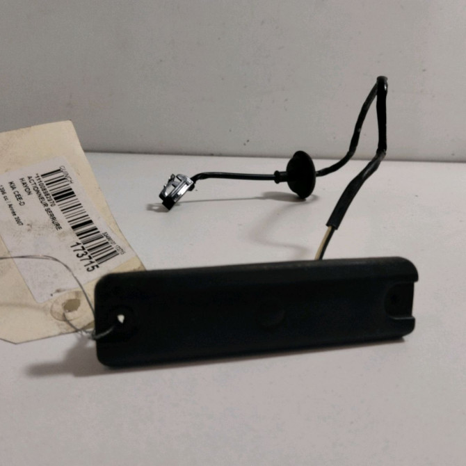 Actionneur serrure hayon occasion  Kia CEE'D 3/5 portes (ED) 1.4 (2006-2012)   812601D000  1