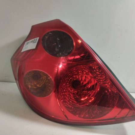 Feu arrière gauche occasion  Kia CEE'D 3/5 portes (ED) 1.6 crdi 90 (2006-2012)   924011H000 