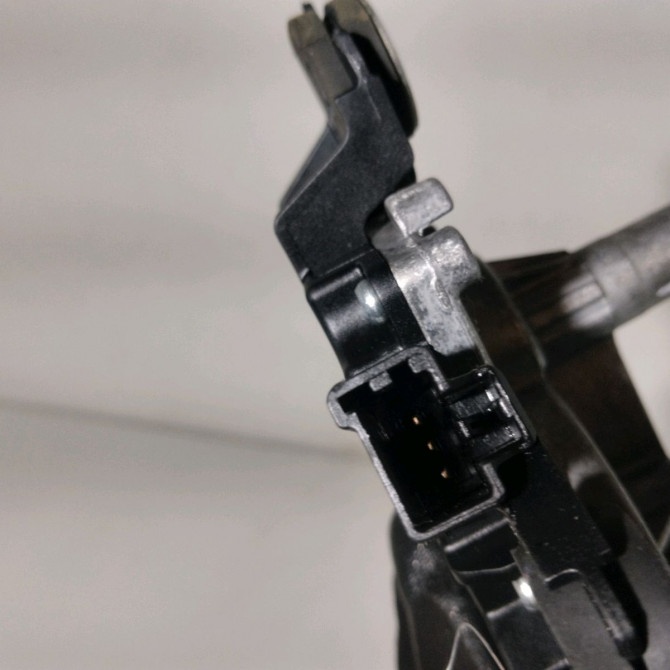 Moteur essuie-glace arrière occasion  Mazda 3 (BK) 1.3 (bk14) (2003-2009)   BP4K67450A  4