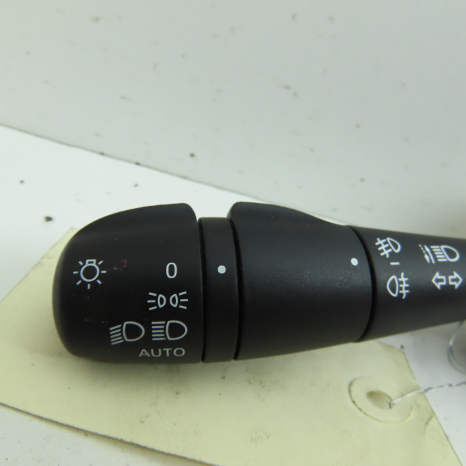 Commande eclairage occasion  Renault CAPTUR I (J5_, H5_) 0.9 tce 90 (2013) 5 portes   255405718R  3