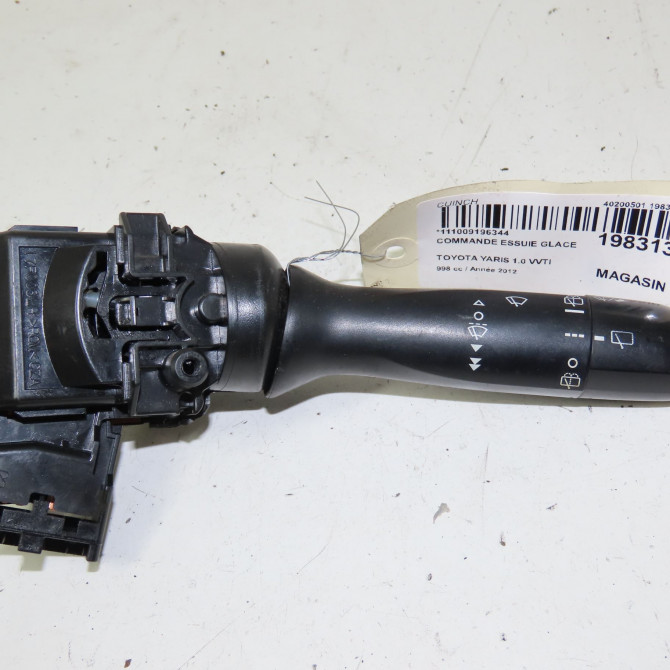 Commande essuie glace occasion  Toyota YARIS (_P13_) 1.0 (ksp130_) (2010)   846520D180  1