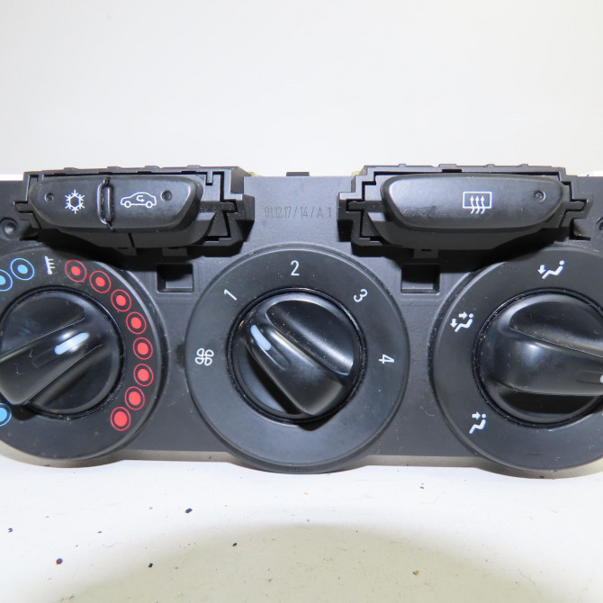 Commande de chauffage occasion  Opel CORSA E (X15) 1.4 (08, 68) (2014)   39021460  1