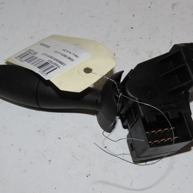 Commande essuie glace occasion  Ford FIESTA V (JH_, JD_) 1.4 tdci (2001-2008) 5 portes   1140522  2