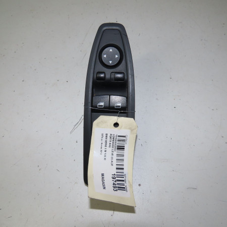 Commande lève-glace porte avant gauche occasion  Bmw 1 (F21) M 135 i xdrive (2012)   61319226264 