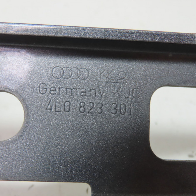 Compas g capot occasion  Audi Q7 (4LB) 3.0 tdi quattro (2006-2008)   4L0823301  3