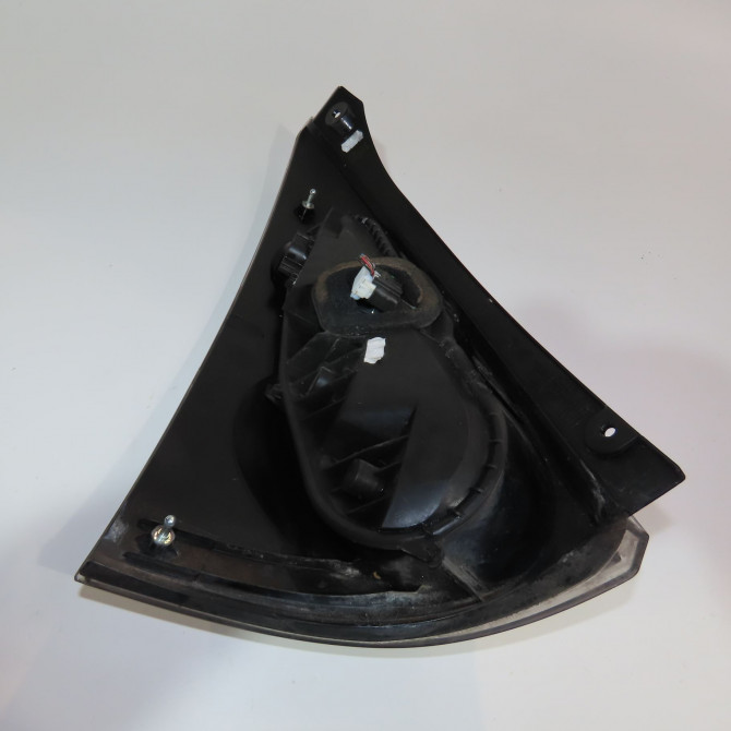 Feu arrière droit occasion  Citroën C1 (PM_, PN_) 1.0 (2005-2014) 5 portes   6351X8  3