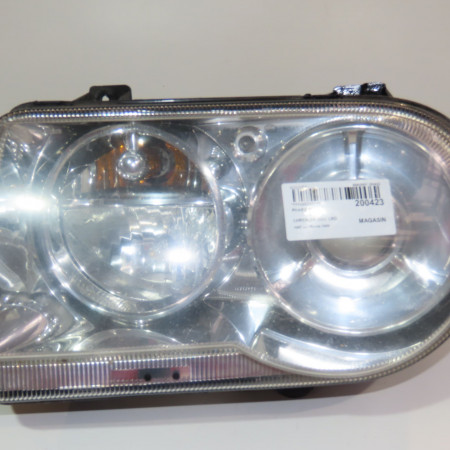 Phare gauche occasion  Chrysler 300C (LX, LE) 3.0 v6 crd (2010-2012)   57010759AA 
