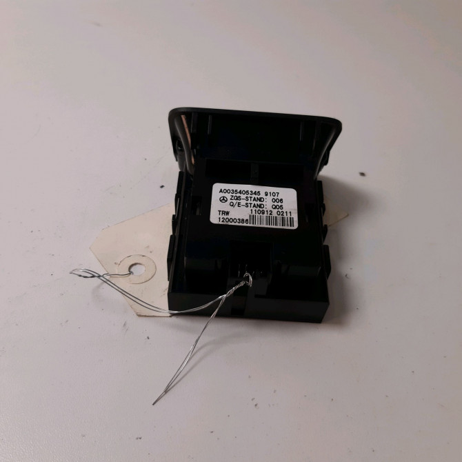 Interrupteur commande de frein a main occasion  Mercedes-benz CLASSE M (W166) Ml 350 bluetec 4-matic (166.024, 166.023) (2011-2015) 5 portes     2