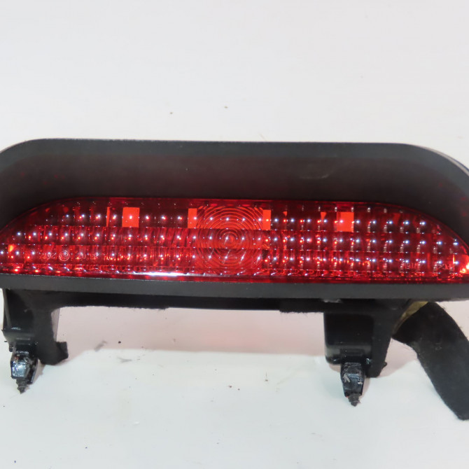 Feux stop supplementaire occasion  Dacia SANDERO 1.5 dci (2010) 5 portes   8200734823  1