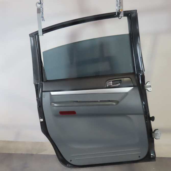 Porte arrière gauche occasion  Ssangyong RODIUS I 2.7 xdi (2005)   6300321101  3