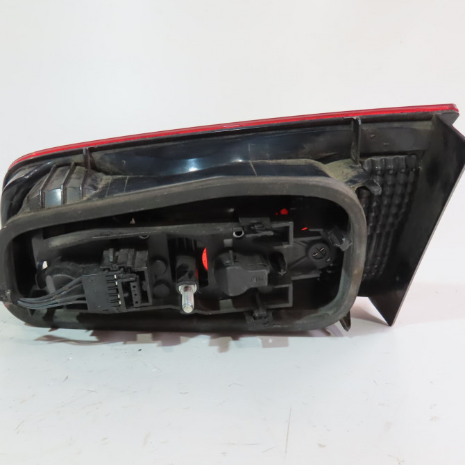 Feu arrière interieur gauche occasion  Renault LAGUNA II (BG0/1_) 1.9 dci (bg05) (2004-2005)   8200262110  2