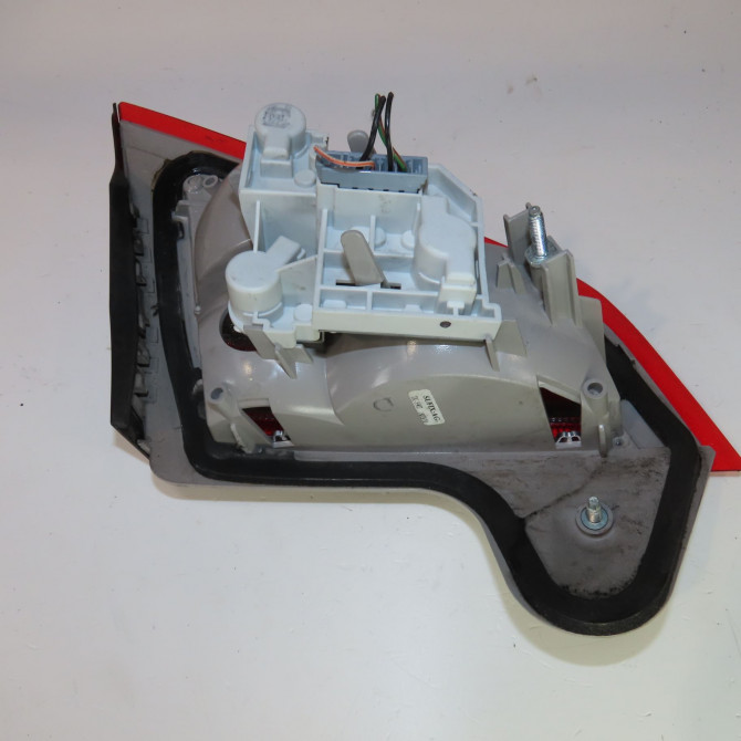 Feu arrière intérieur droit occasion  Ford MONDEO IV (BA7) 2.0 tdci (2007-2015)   1486766  2