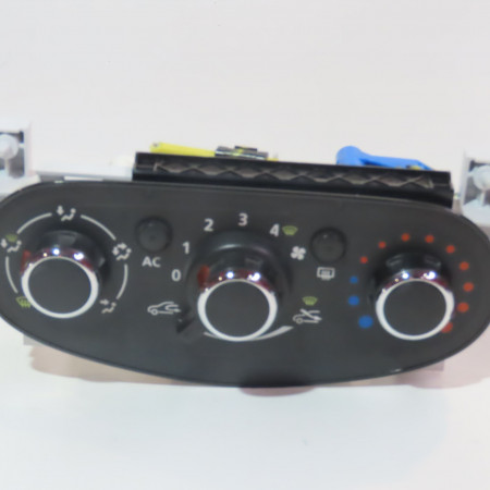 Commande de chauffage occasion  Dacia SANDERO II Tce 90 (b8m1, b8ma) (2012) 5 portes   275107242R 