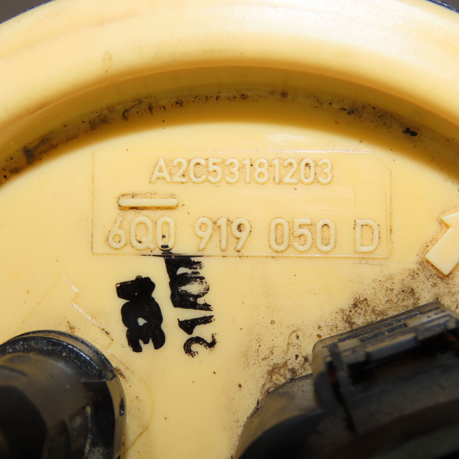 Pompe à carburant immergée occasion  Volkswagen vw POLO (9N_, 9A_) 1.4 tdi (2001-2005) 3 portes   6Q0919050D  2