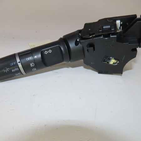 Commande eclairage occasion  Mazda 2 (DE_, DH_) 1.6 mz-cd (2008-2015)   DF7566122 