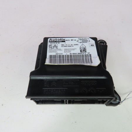 Boitier pyrotechnique occasion  Peugeot 308 II (LB_, LP_, LW_, LH_, L3_) 1.5 bluehdi 130 (2017-2021)   9807568180 