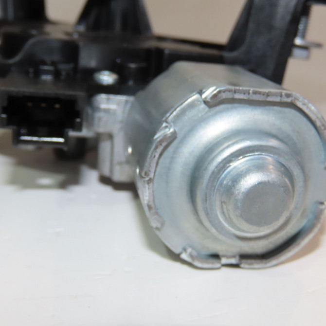 Moteur essuie-glace arrière occasion  Citroën C5 AIRCROSS (A_) 1.2 puretech 130 (arhnsj) (2018)   9811259980  3
