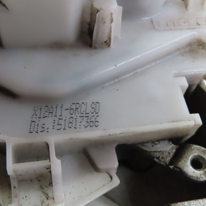 Serrure porte avd occasion  Fiat DOBLO Cargo (263_) 1.6 d multijet (2010)   51975079  2