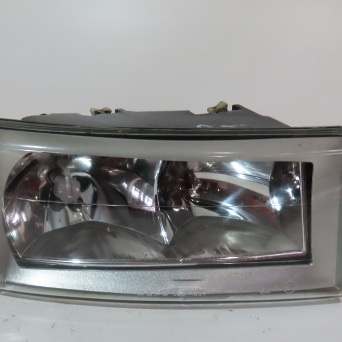 Phare droit occasion  Iveco DAILY IV Camionnette 29l12 v, 29l12 v/p (2006-2011)     1