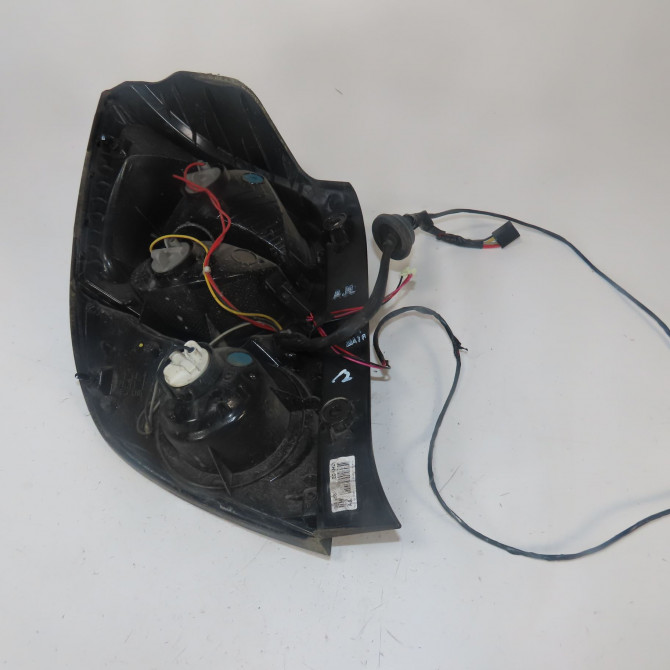 Feu arrière droit occasion  CHEVROLET AVEO II   96830986  4