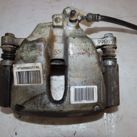 Etrier de frein avant gauche occasion  Peugeot 2008 I (CU_) 1.2 thp 110 / puretech 110 (2015) 5 portes   1617293580 