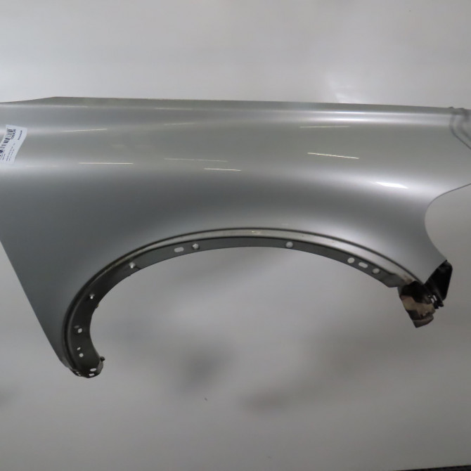 Aile avant droite occasion  Volvo C30 (533) 2.0 d (2006-2012)   31253950  1