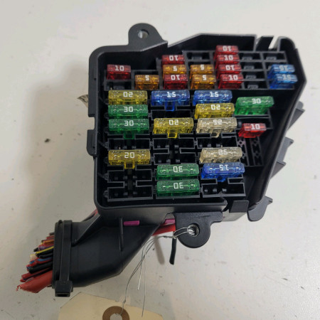 Boite a fusibles occasion  Audi A4 B7 (8EC) 1.9 tdi (2004-2008) 4 portes    
