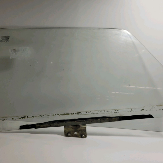 Glace porte av d occasion  FIAT 126 Phase 2 01-1988->01-1993 0.7i 26ch     1