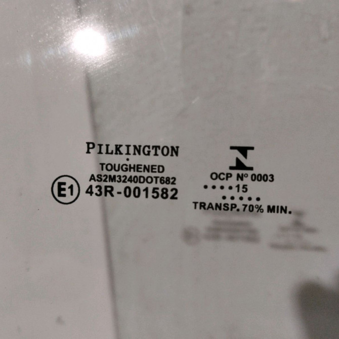 Glace porte av d occasion  Renault CLIO III (BR0/1, CR0/1) 1.5 dci (c/br0g, c/br1g) (2005-2012) 5 portes   8200427625  2