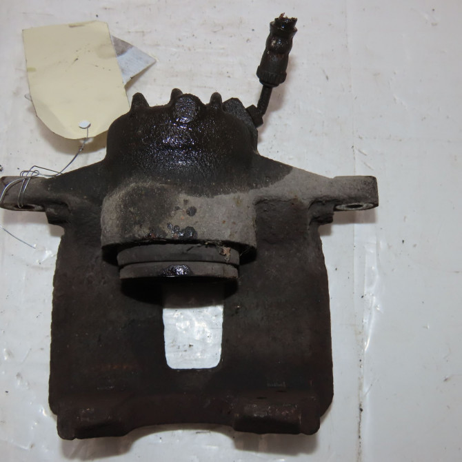 Etrier de frein avant droit occasion  Peugeot 207 SW (WK_) 1.6 hdi (2007-2012)   4400R9  3