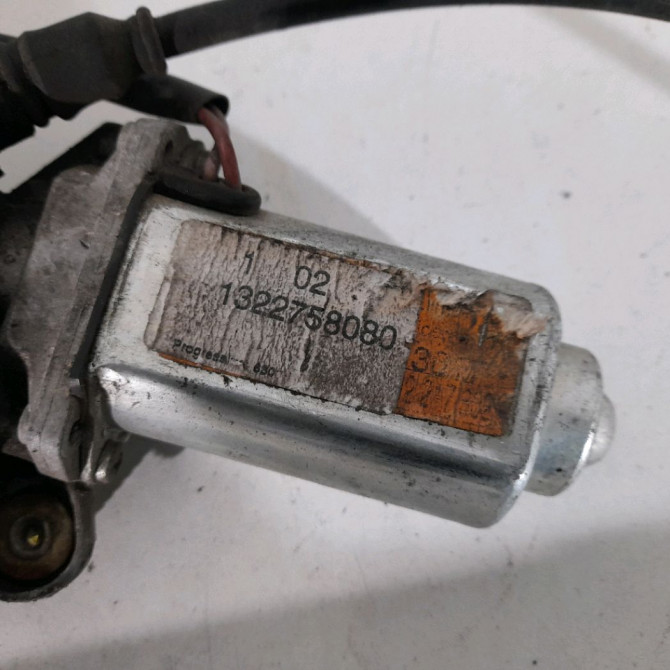 Mecanisme+moteur leve-glace avg occasion  Peugeot BOXER Camionnette (244) 2.0 hdi (2002-2006)   9221Q5  2