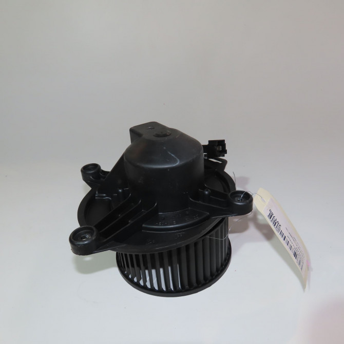 Moteur ventilateur chauffage occasion  Chrysler PT CRUISER (PT_) 2.2 crd (2002-2010)   5017666AC  1
