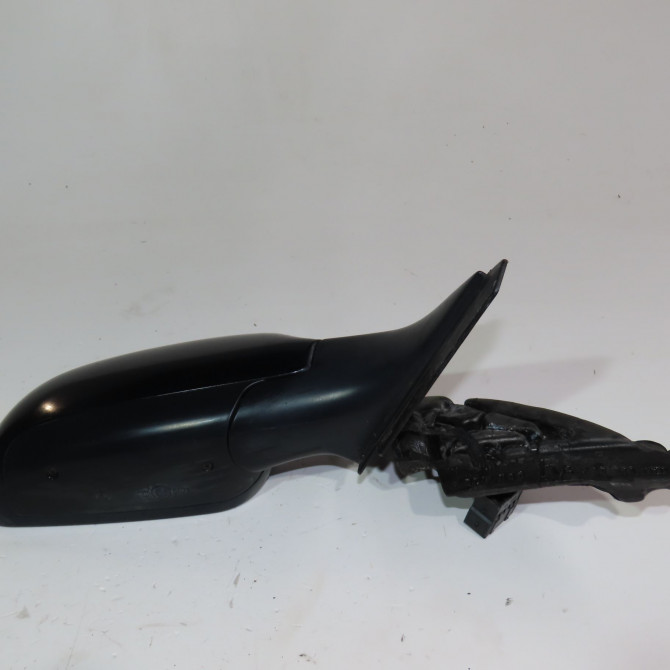 Retroviseur exterieur electrique droit occasion  Audi A3 (8L1) 1.9 tdi (1996-2001)   8L1858532JF3FZ  4