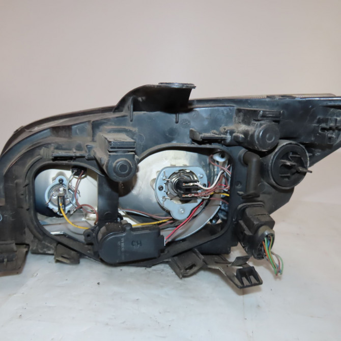 Phare droit occasion  Ford FOCUS II (DA_, HCP, DP) 1.6 ti (2004-2012)   1480985  3