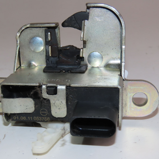 Serrure hayon occasion  Volkswagen vw SCIROCCO III (137, 138) 2.0 tdi (2010-2017)   1K8827505D  3