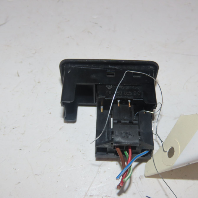 Commande lève-glace porte avant droite occasion  Volkswagen vw TRANSPORTER IV Autobus/Autocar (70B, 70C, 7DB, 7DK, 70J, 70K 2.4 d (1990-1998)   7D095985501C  3