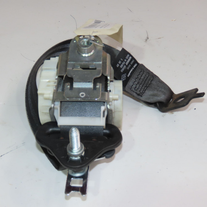 Ceinture arrière droite occasion  Renault CLIO III (BR0/1, CR0/1) 1.5 dci (c/br0g, c/br1g) (2005-2012) 5 portes   8200683953  3