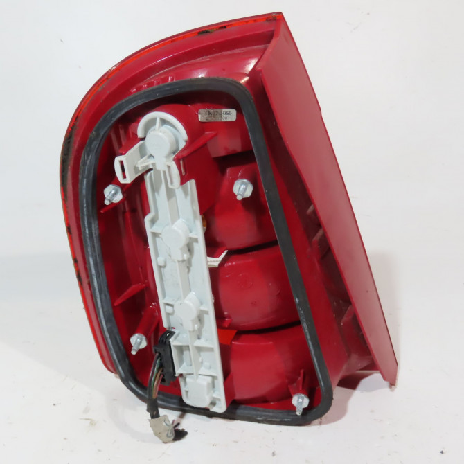 Feu arrière droit occasion  Skoda FABIA I (6Y2) 1.2 (2001-2007)   6Y6945112C  2