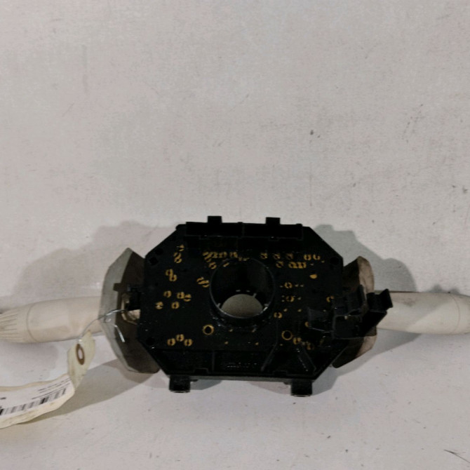 Bloc commodos occasion  Fiat 500 (312_) 1.3 d multijet (312axb1a) (2007) 3 portes   735495757  5